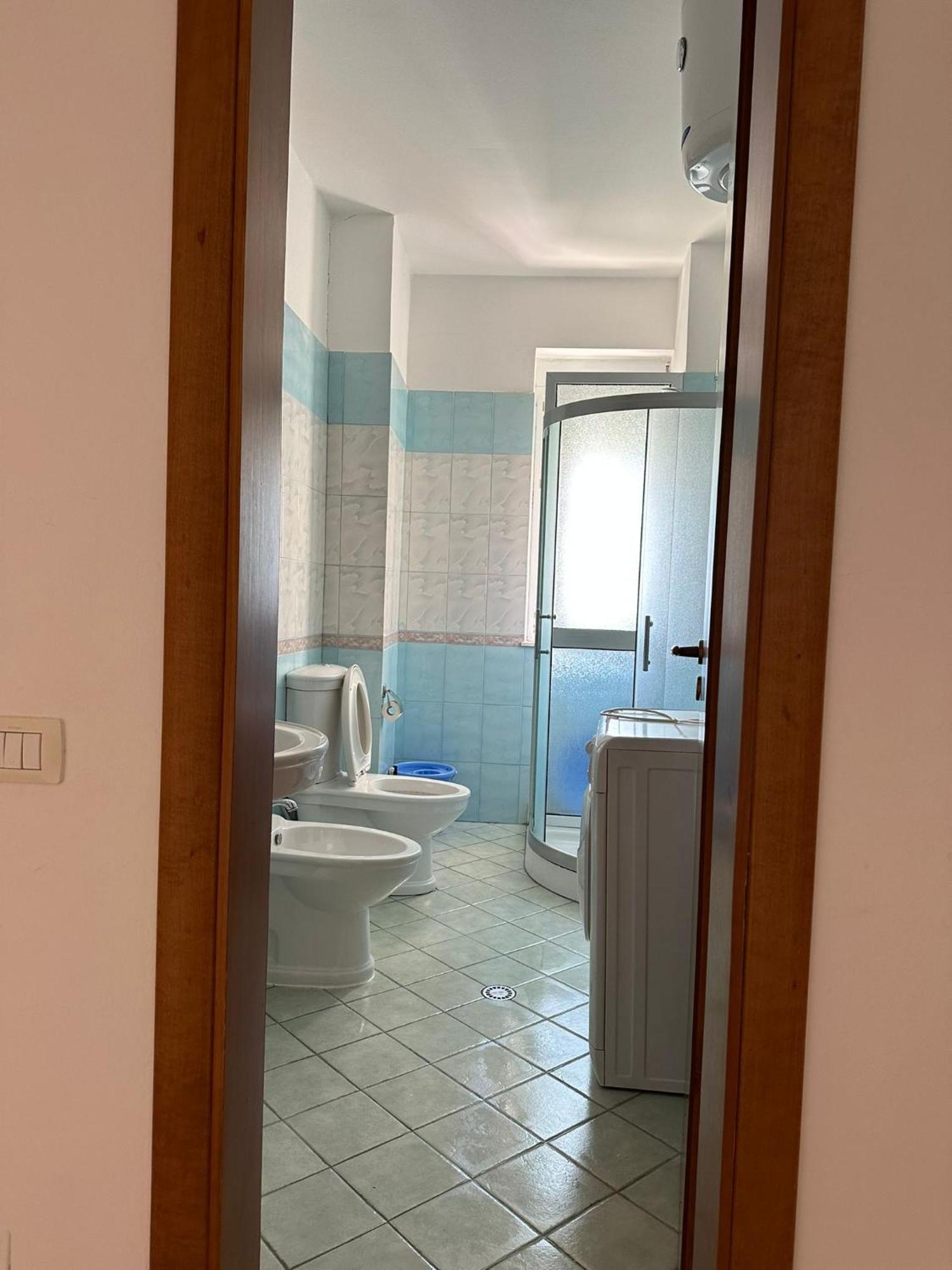 Renting House Vlorë Buitenkant foto
